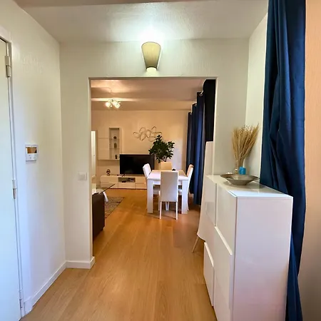 Apartment 2 Bedroom 10min From Monaco *