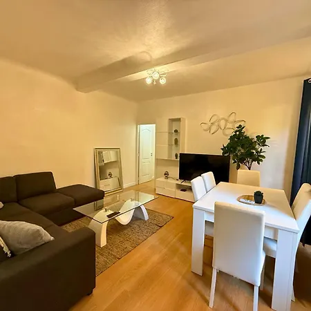 2 Bedroom 10min From Monaco Apartment